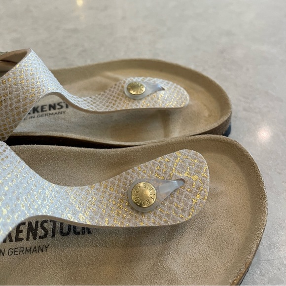 Birkenstock Gizeh Micro Fibre in Shiny Python Eggshell Size 39 - Picture 5 of 10